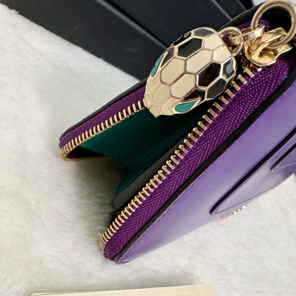 Authentic Bvlgari Serpenti Forever  Leather Zip Wallet - Picture 12 of 15